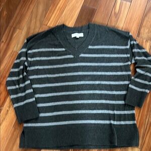 LOFT Gray V-Neck Sweater with Ribbed Cuffs